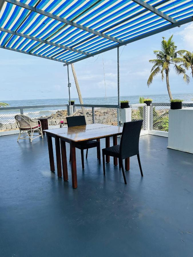 Chameleon Beach Resort, Cherai Kochi Exterior photo